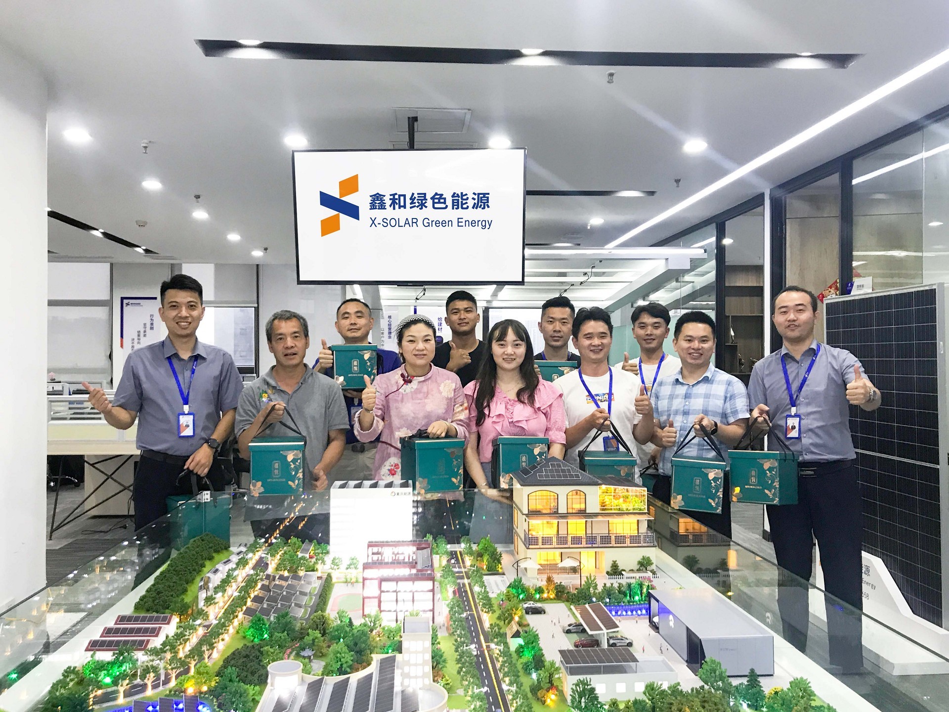 重慶能源發展“十四五”規劃出臺，鑫和渝光福團隊破浪前行聚焦民用光伏屋頂應用賽道