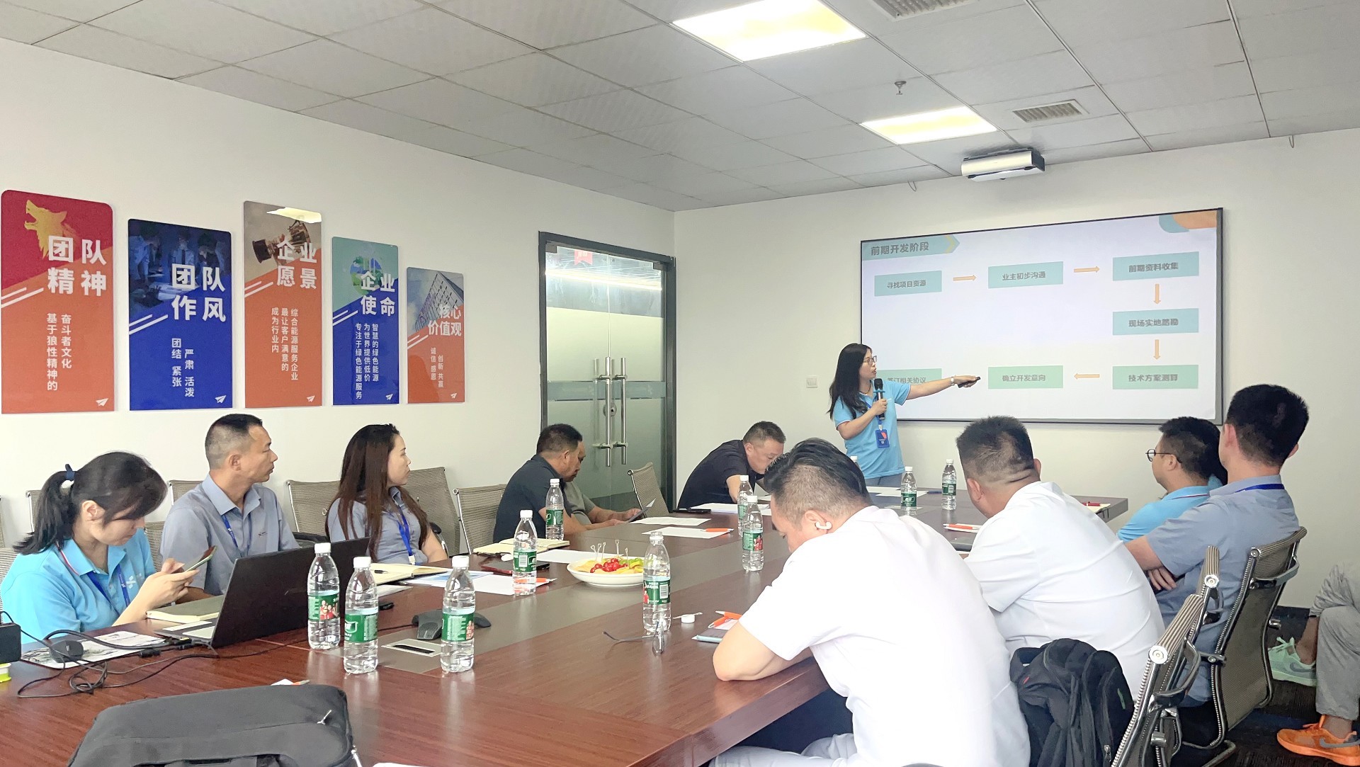 光伏電站_家用太陽能光伏發電_光伏發電代理加盟